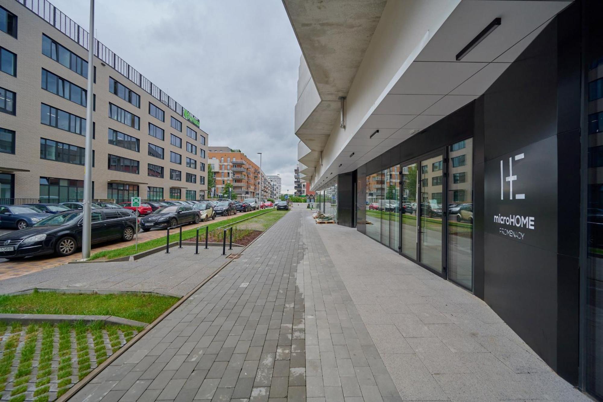 Appartamento Modern Slonimskiego With Balcony By Renters Breslavia